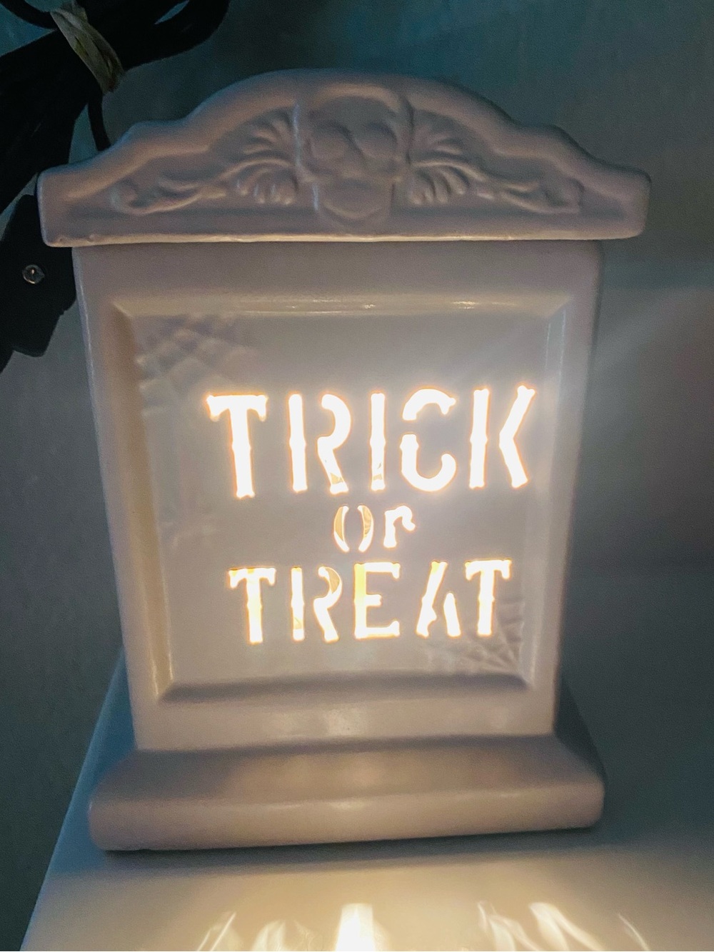 Kirkton House Halloween Tombstone Electric Wax Warmer
